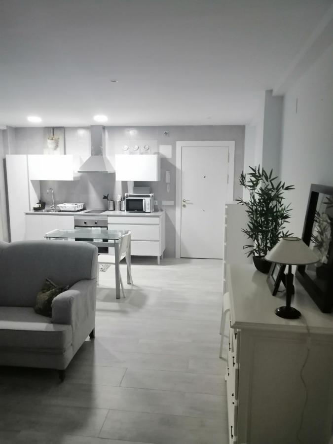 Апартаменти Hormaza Chiclana Чиклана-де-ла-Фронтера Екстер'єр фото